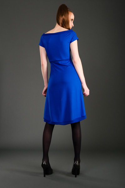 CIRCUS of FASHION JANNA LENARTZ- Dress sparkling blue Foto Bernhard Volkwein _DSC7003